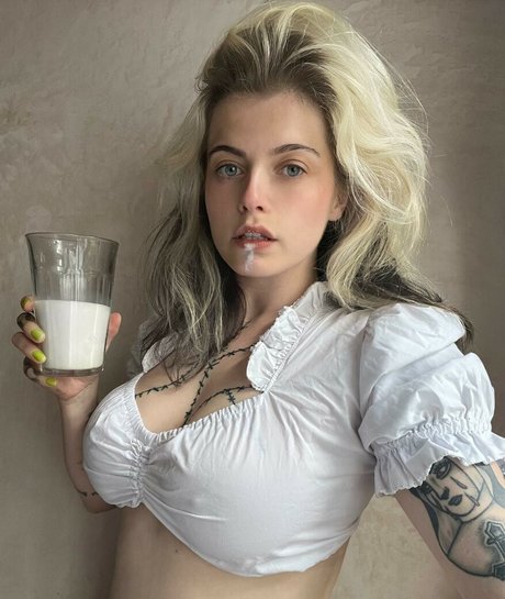 stiefschwester onlyfans kunst pornographische galerien