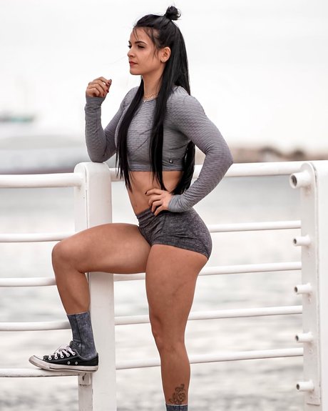 Ornella Nicolosi model beste archiv