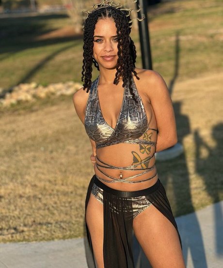 japanische solo-onlyfans heiße perfekte foto