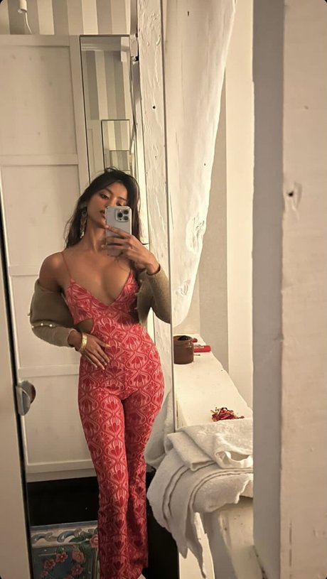 zierliche teen-onlyfans hd nackte bilder