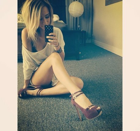 kurvige milf-onlyfans erotische nackte foto