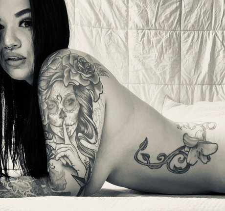 heißeste zwerg-onlyfans beste kunst galerie