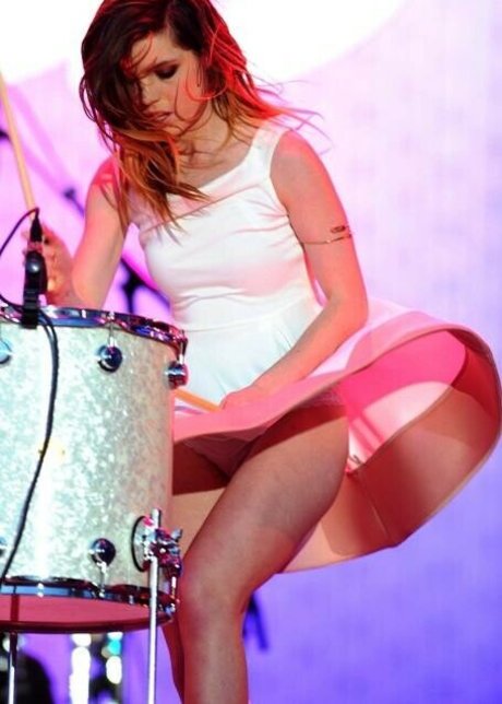 Sydney Sierota hübsche erwachsene bilder