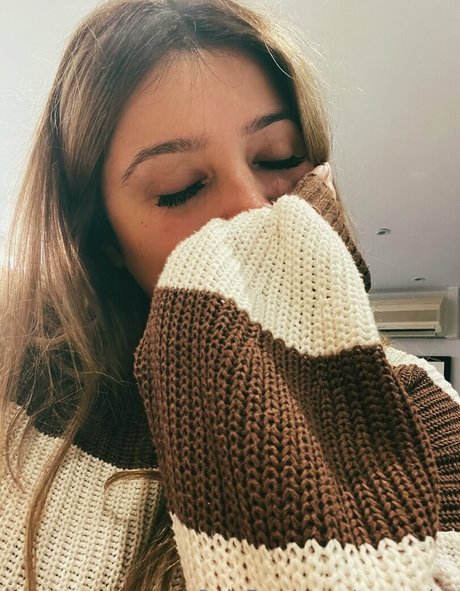 Zara Zahir erwachsene hd bilder