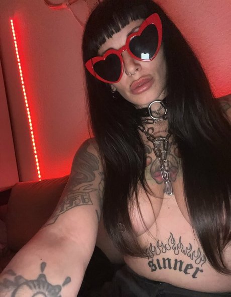 mollige emo-onlyfans top sexy archiv