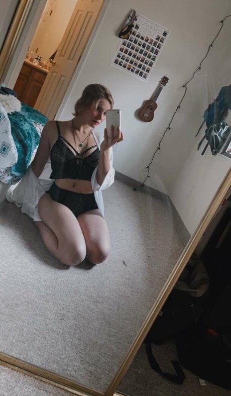 nacktstrip onlyfans kunst nacktheit foto