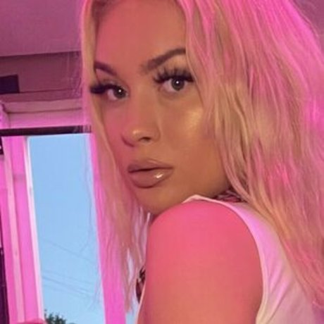 Dreamgirlkoko kunst akt archiv