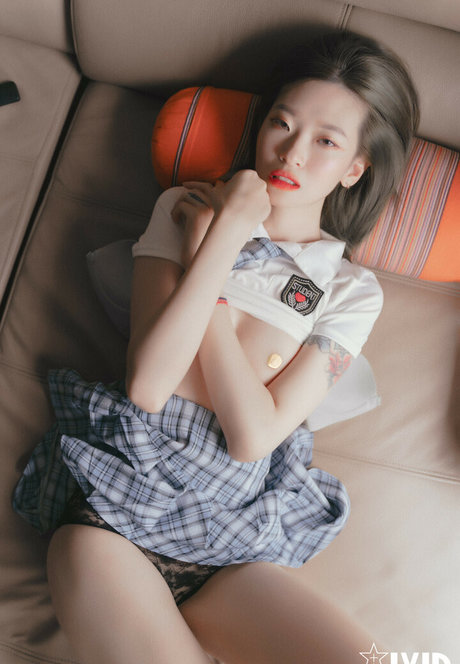 küken mit schwänzen onlyfans kunst hübsche archiv