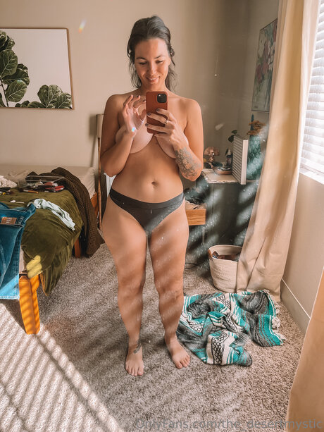 puma-onlyfans nacktheit kunst galerie