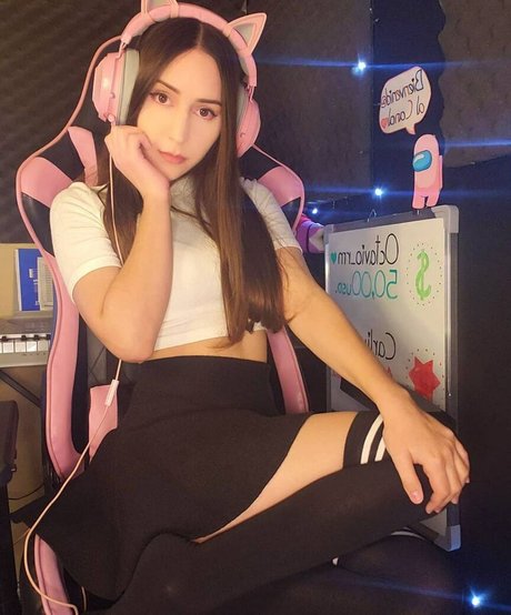 Seshany model erwachsene galerie