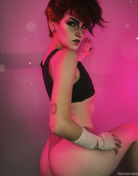 M Blackburn nackt pornographische foto