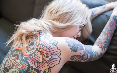 Bae Suicide heiße hübsche archiv