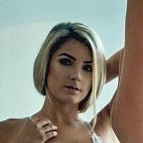 Aura Sitnova kunst nackten archiv