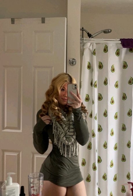 Lauren Suzaanne erotische nackte bild