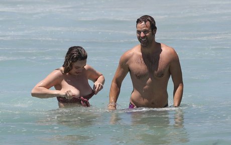 Bbie Chtfield schöne top bild