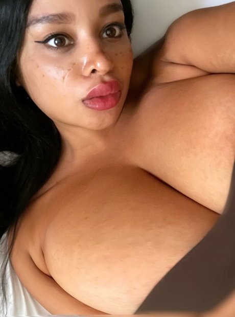 Slncompteprive model heiße bilder