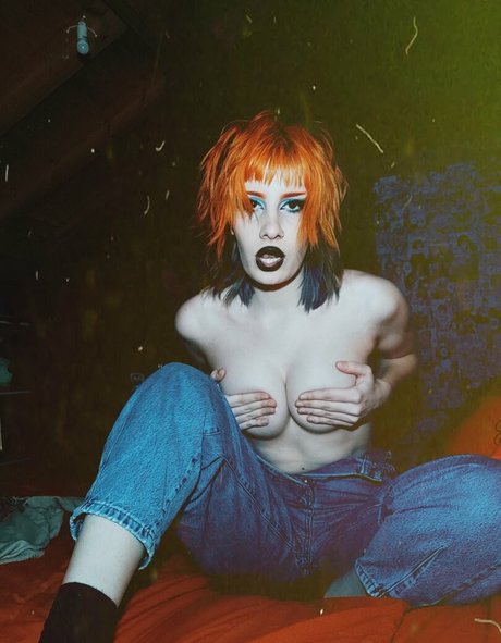 oma fickt onlyfans freie akt archiv