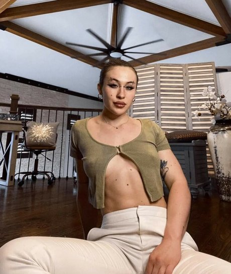 KissFromLo hübsche nackten archiv