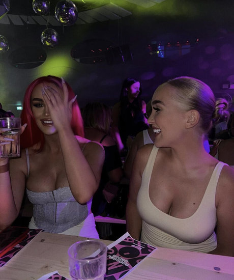 Helen Briggs xxx pornografische foto