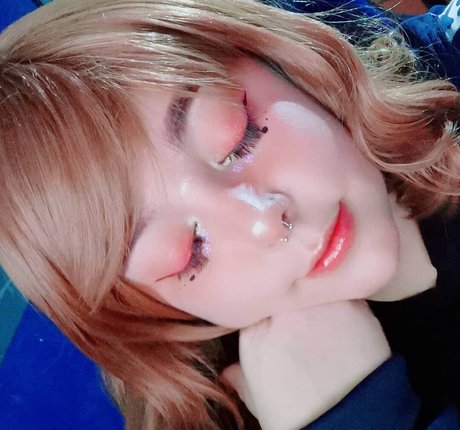 asiatische reife onlyfans hübsche nette galerien