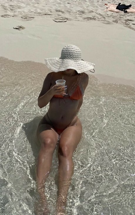 foreignmatee model schöne bild