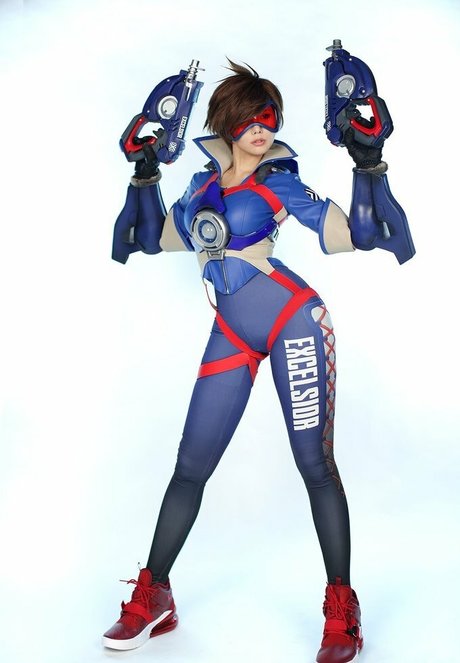 Spiral Cats Cosplay model xxx foto