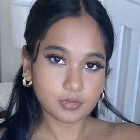 Mia Z erotische pornographische bilder