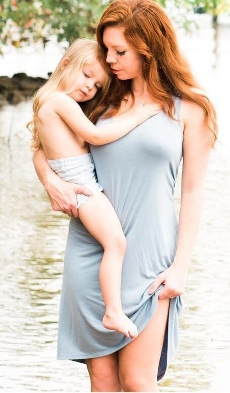 Ashleynmaynard akt fotos