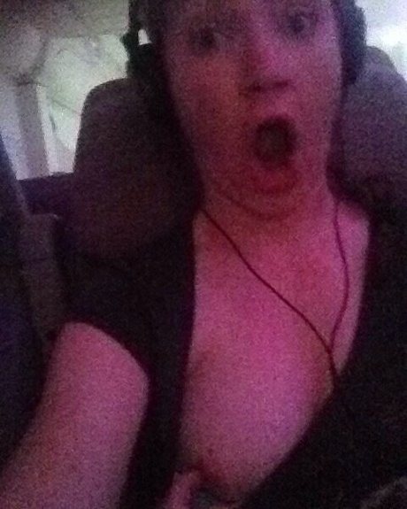 Lauren Kitchen nackt pornografische bilder