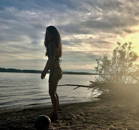 twomgovercsquared exklusive nackte bild