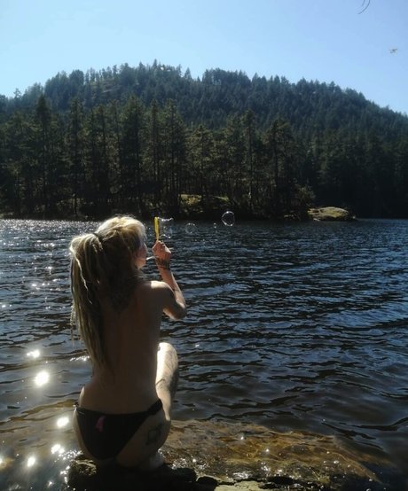 Bambiicandy heiße bild