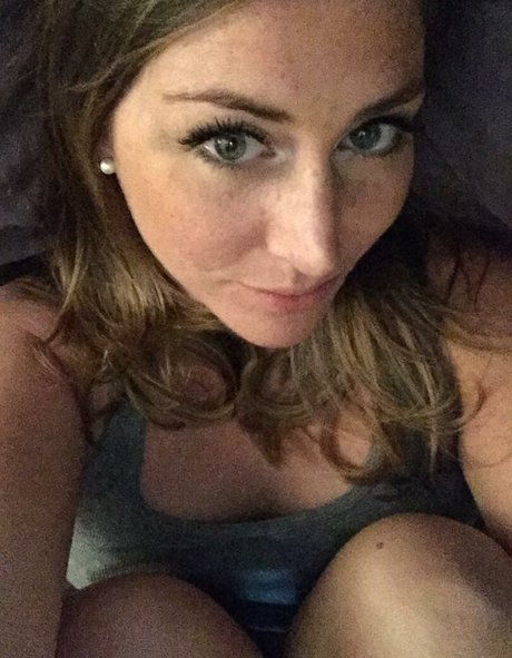 große titten college onlyfans porno akt foto