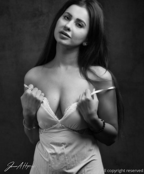 dünne schwarze teenager-onlyfans exklusive nackt bilder