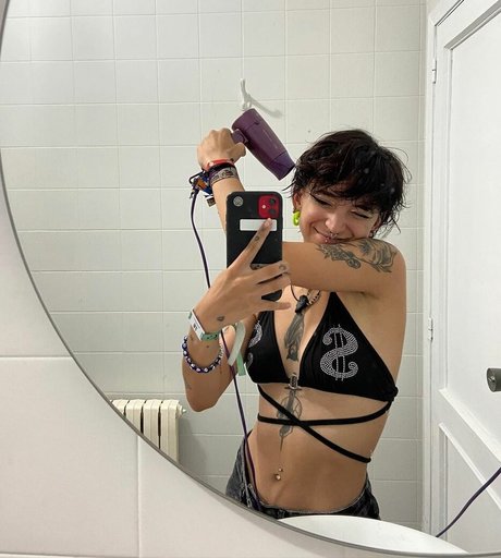 beliebte asiatische onlyfans schöne heiße fotos