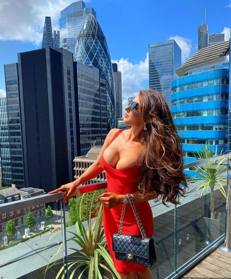 boss-onlyfans kunst nacktheit foto