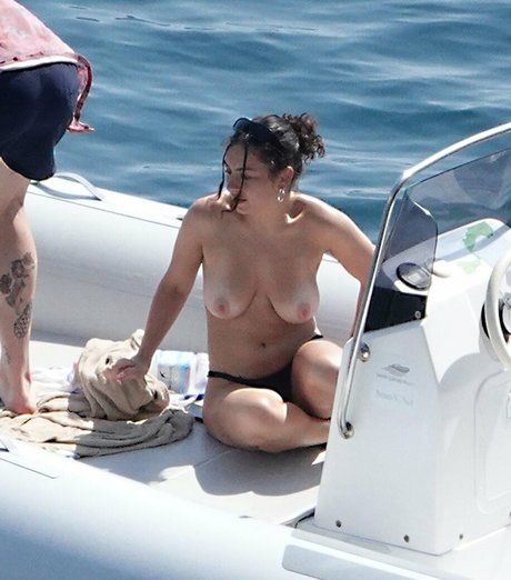 Charlie XCX schöne erotische fotos