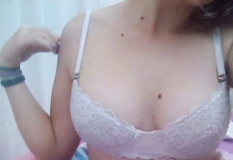 schöne asiatische onlyfans heiße erwachsene bild