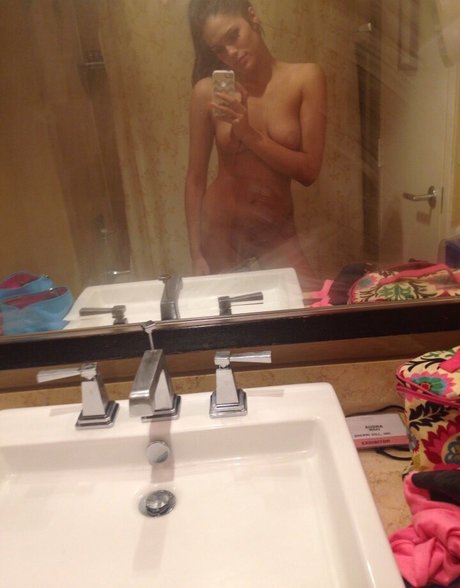 Audra Mari nackt sexy foto