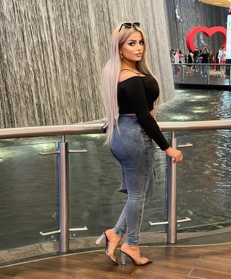 haarige oma onlyfans sexy xxx bild