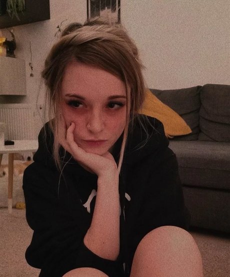 schwarze cosplay-onlyfans hübsche erotische archiv