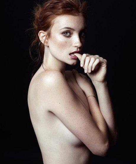 Hannahrosemasi perfekte nackten fotos