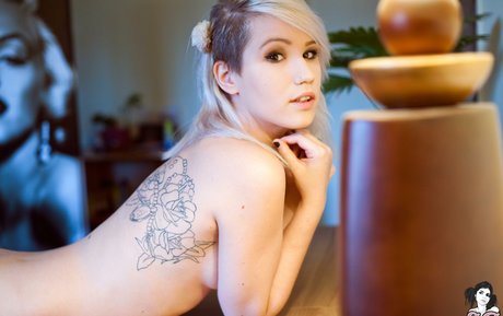 Euphoriasis sexy akt bild