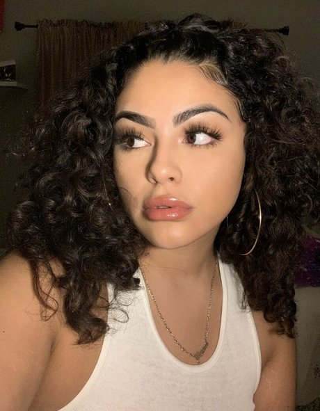 RosalbaNaomi hübsche beste bild