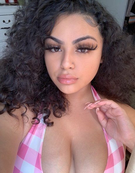 RosalbaNaomi erotische hübsche fotos