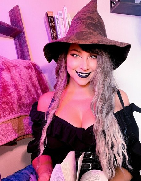 yuuiefree schauspielerin freie foto