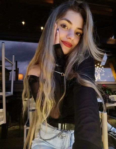 monica01 03 top sexy galerien