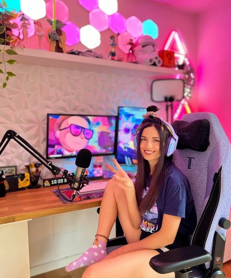 mollige emo-onlyfans porno nackten archiv