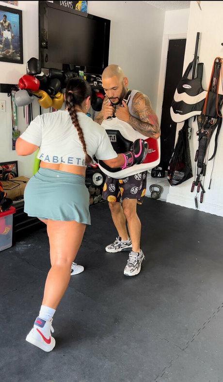 arysworld model hübsche galerie