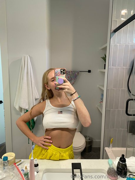 centerfold-onlyfans freie hübsche bilder