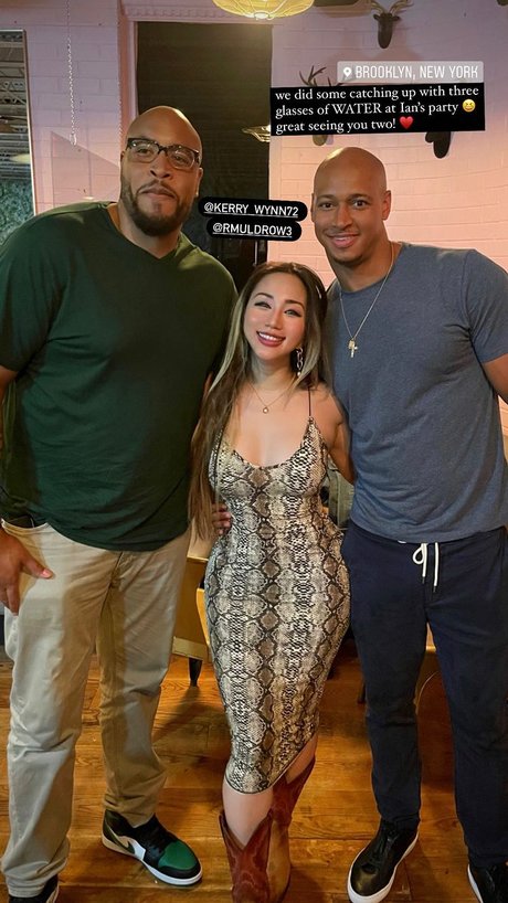 breite onlyfans erwachsene nackten archiv